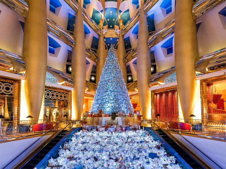 ¿Quieres saber dónde está el árbol de Navidad más caro del mundo?