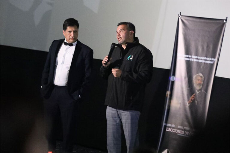 Seguirán apoyos a proyectos de cine que destacan virtudes de los chihuahuenses: Presidente Pérez Cuéllar