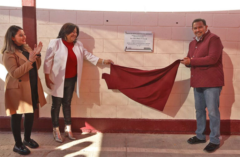 Refrenda Presidente Municipal su compromiso con la educación