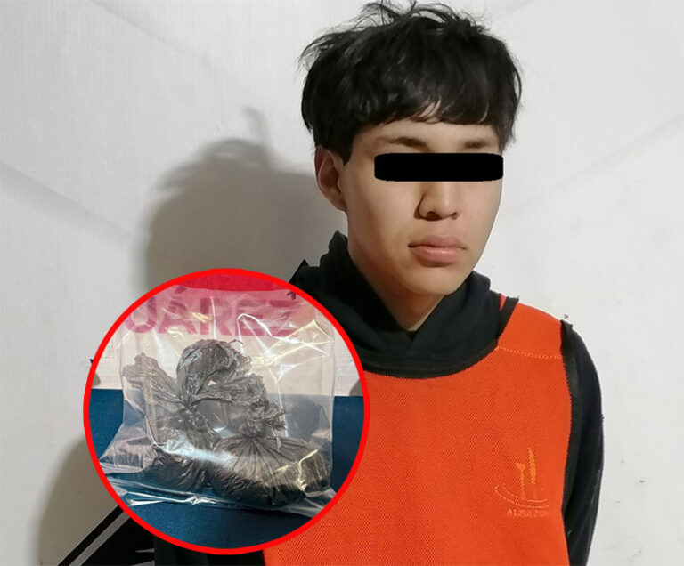 Tras persecución detienen a un presunto vendedor de droga en una plaza comercial