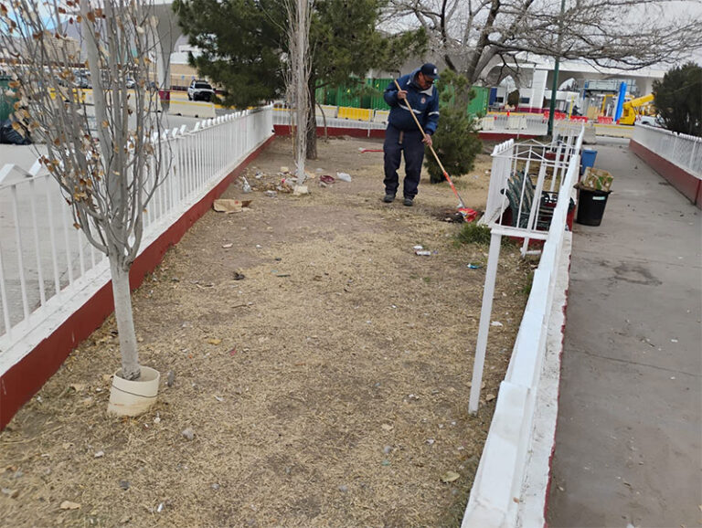 Atienden parque lineal de la calle General Rivas Guillen