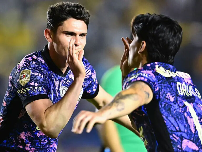 Las Águilas del América volando muy alto