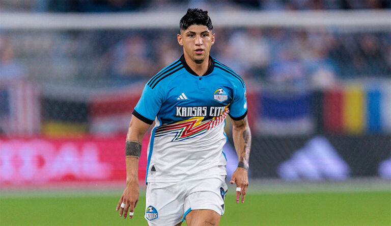 A nada de regresar al Rebaño Sagrado