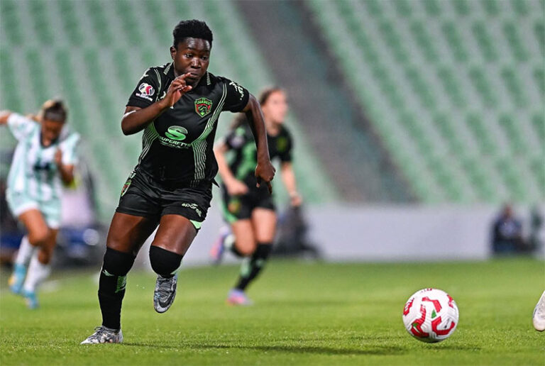 Mantienen Bravas su invicto en el torneo