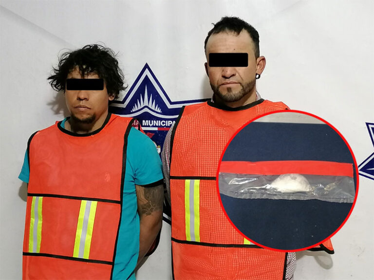 Detiene Policía Municipal a dos sujetos en posesión de vehículo con reporte de robo y delitos contra la salud