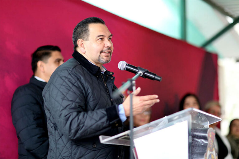 Alcalde entrega obra en el Jardín de Niños Iyeruame