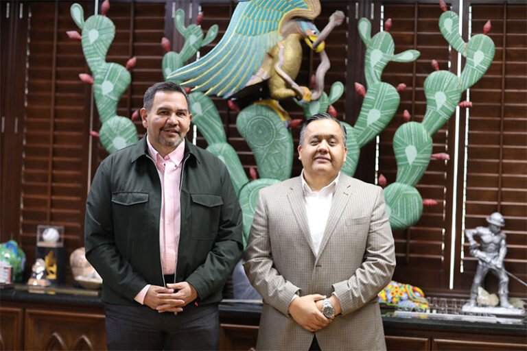 Tratan el alcalde y el representante del Gobierno estatal temas en beneficio de los juarenses
