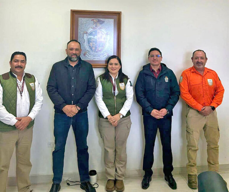 Se reúne secretario del Ayuntamiento con funcionarios del INM