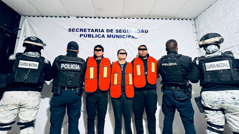 Policía Municipal en conjunto con la Guardia Nacional detiene a tres sujetos acusados de secuestro exprés