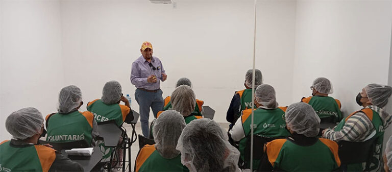 Infractores viales hacen trabajo a favor de la comunidad