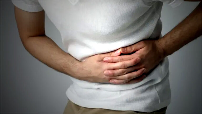 Piedras en los riñones en aumento en hombres de 40 a 50 años