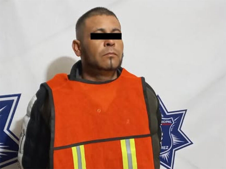 Detienen a sujeto en posesión de motocicleta con reporte de robo