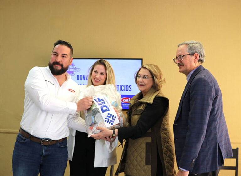 Recibe DIF Estatal 8 mil 300 despensas donadas por la CMIC