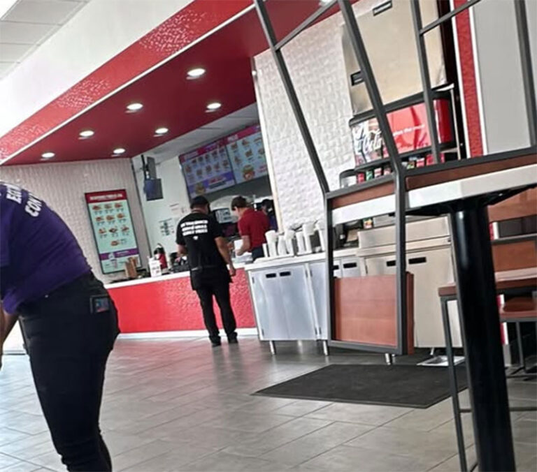 Duro golpe al paladar de los juarenses, cierran Jack in the Box