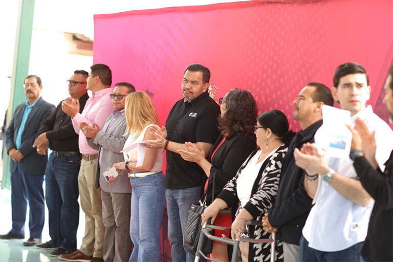 Entrega Pérez Cuéllar obras de mejoramiento en la Escuela Primaria Primero de Mayo