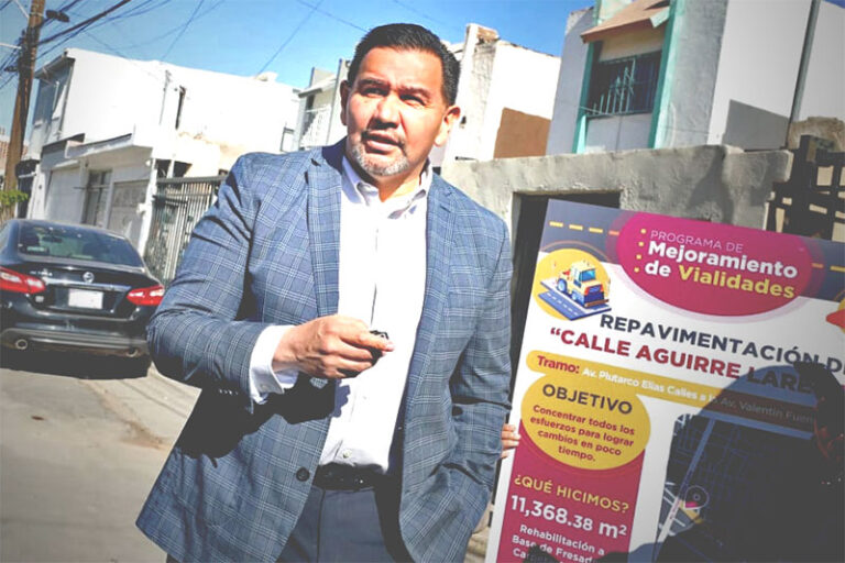 Entrega Alcalde Pérez Cuéllar repavimentación de la calle Aguirre Laredo
