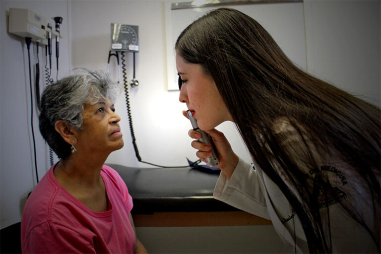 Brinda Pensiones Civiles atención médica a más 2 mil pacientes con glaucoma
