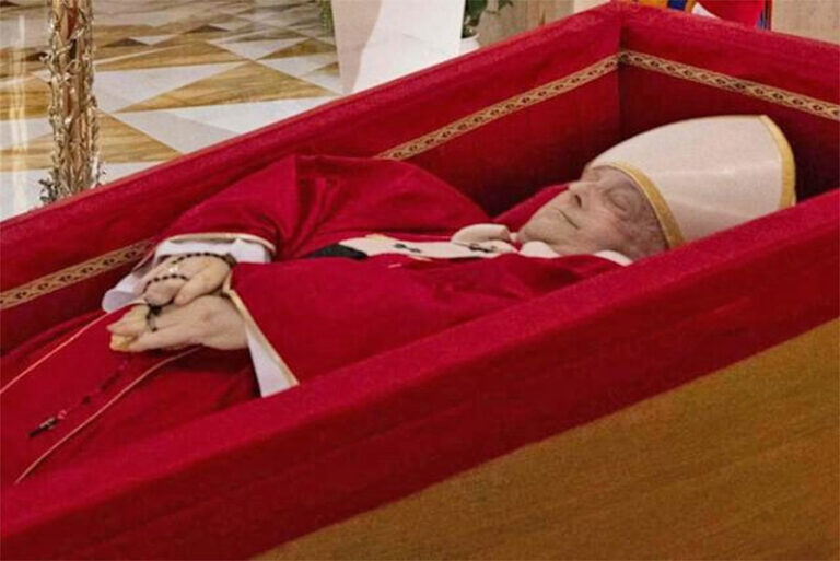 Papa Francisco no sufrió al momento de su muerte, confirma su médico