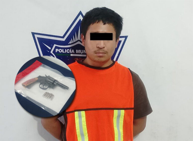 Detienen a sujeto con revólver calibre 38 super, en el fraccionamiento Urbivilla del Cedro