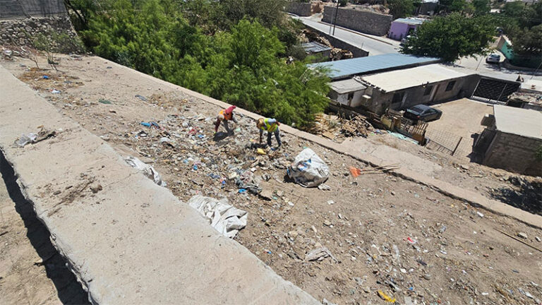 Atiende Limpia petición ciudadana en la colonia Hermenegildo Galeana