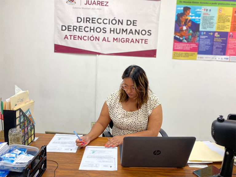 Mantiene la Dirección de Derechos Humanos la atención a los migrantes