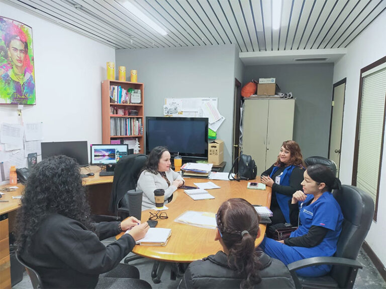 Brindan más de 11 mil atenciones a mujeres en los Cavim