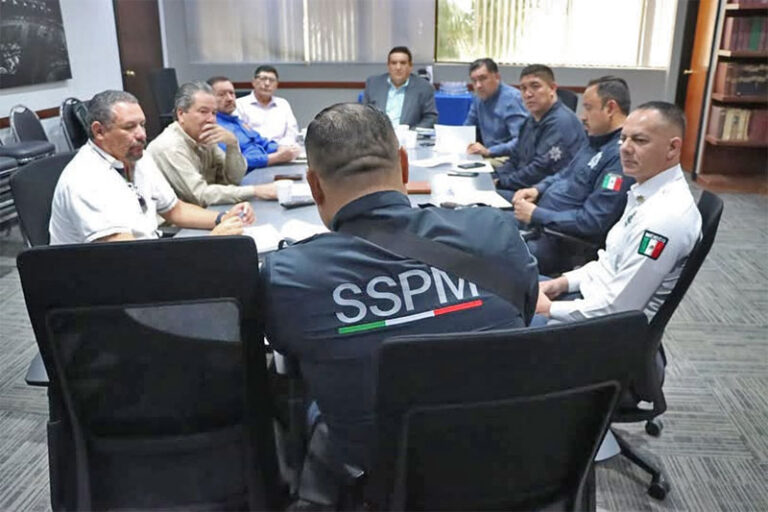Acude SSPM a reunión mensual de Corredores Comerciales en CANACO