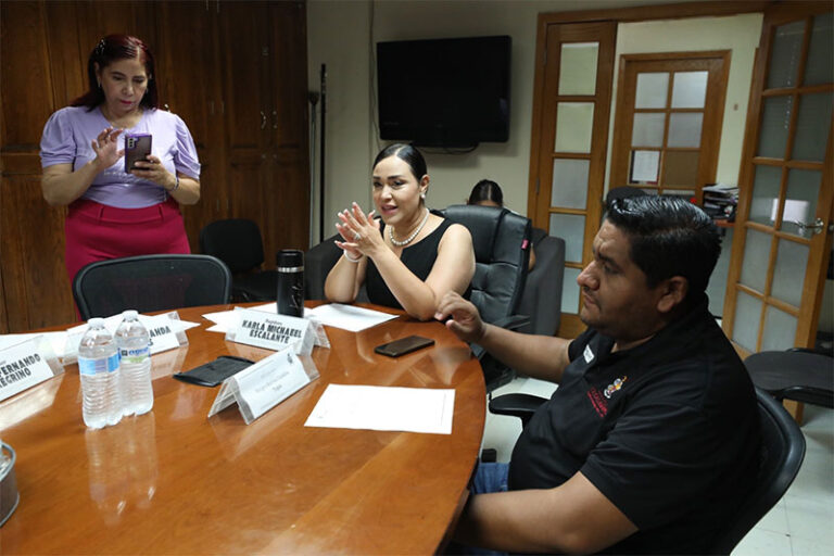 Regidoras autorizan apoyos para deportistas locales