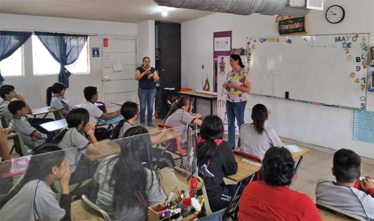 Imparte Sistema de Justicia Cívica información en las escuelas sobre obligaciones y derechos