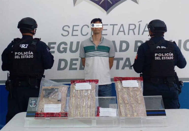 Iba bien cargado con arma de fuego, cartuchos y droga