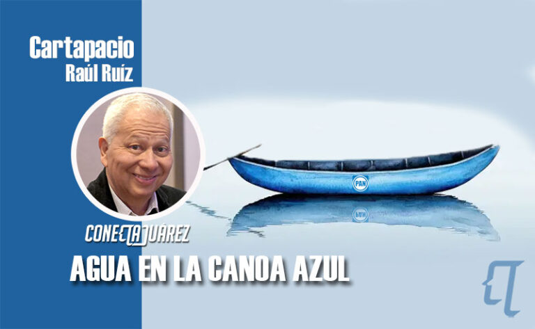AGUA EN LA CANOA AZUL