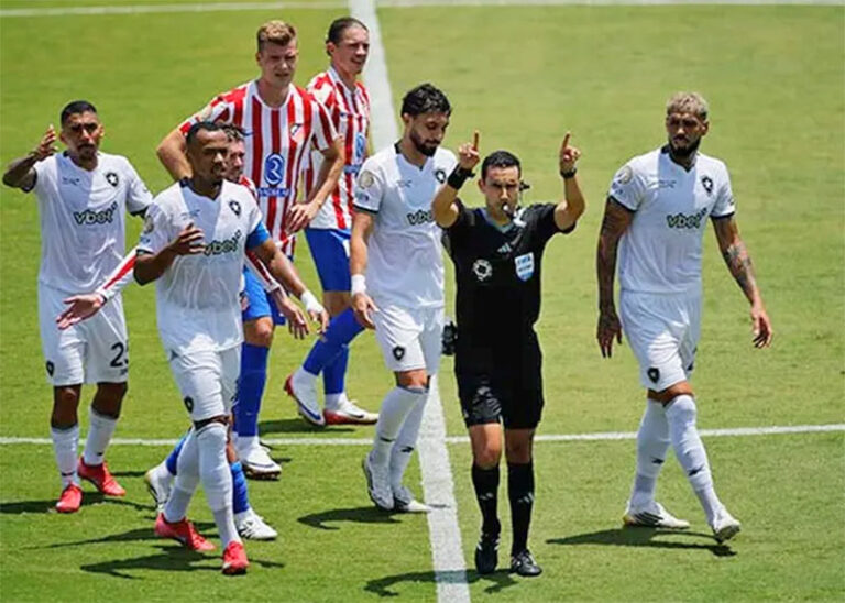 Se quejan de César Ramos