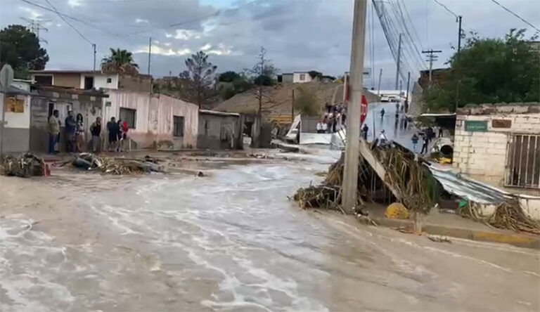 ¡Juárez bajo el agua!