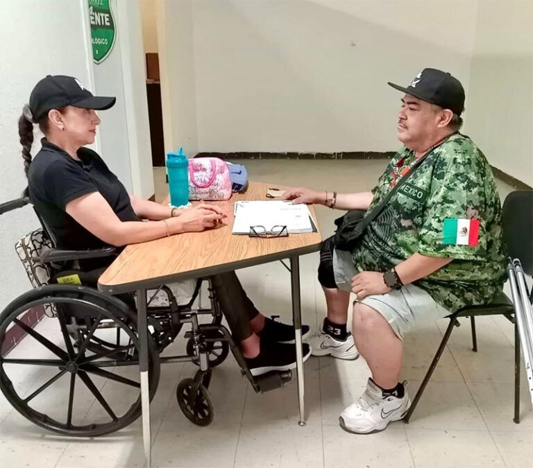 Apoyan en diferentes trámites a personas con discapacidad de la zona suroriente