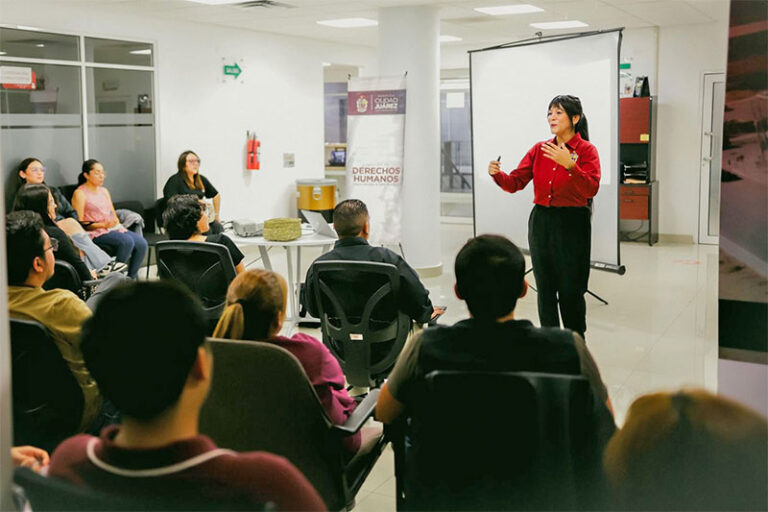 Imparte Derechos Humanos capacitación a empleados de la Sindicatura Municipal
