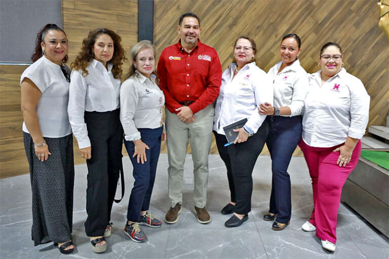 Impulsan el emprendimiento juvenil en el Cuarto Encuentro “Liderando el Futuro 2025”