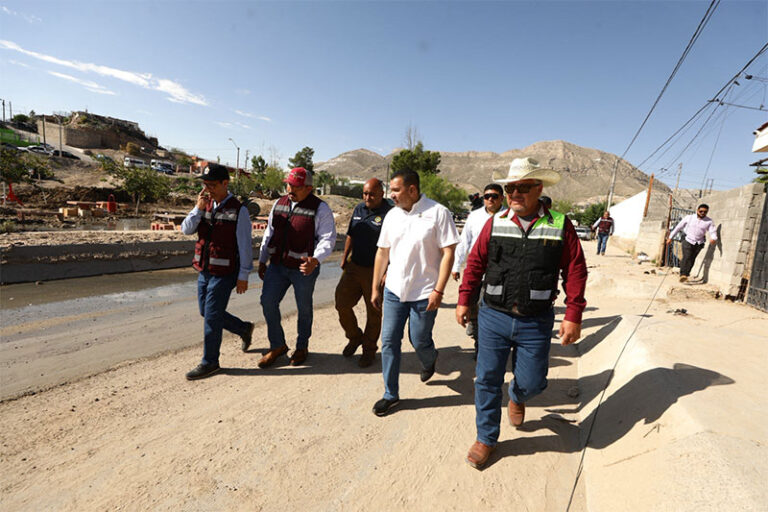 Supervisa el Presidente Pérez Cuéllar limpieza del dique Plutarco Elías Calles