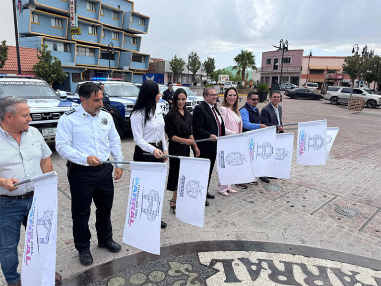 En Parral estrenan unidades y equipo policiaco