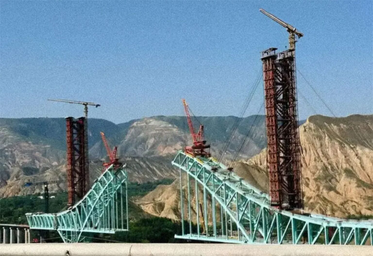 VIDEO: 12 muertos en China tras colapso de puente