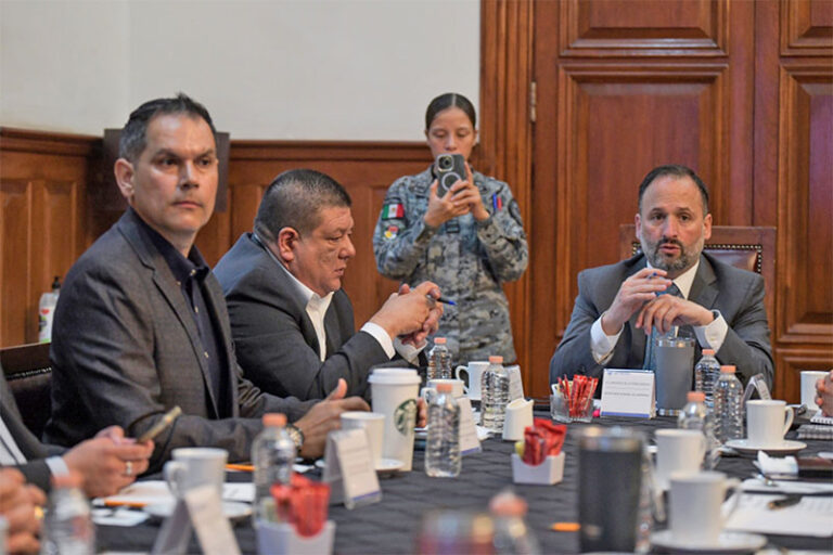 Celebran en Palacio de Gobierno la reunión semanal de la Mesa de Seguridad