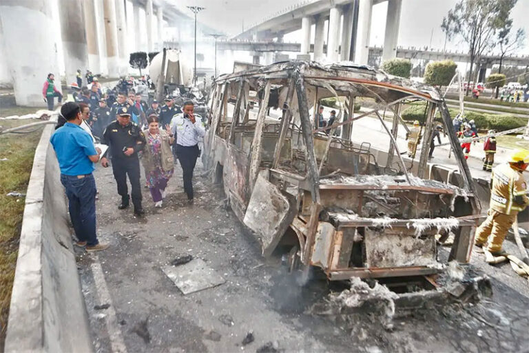 Ya son 8 los fallecidos por explosión de pipa