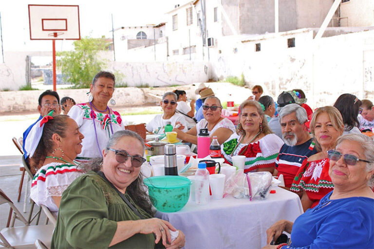 Celebra Consejo del Adulto Mayor las fiestas patrias