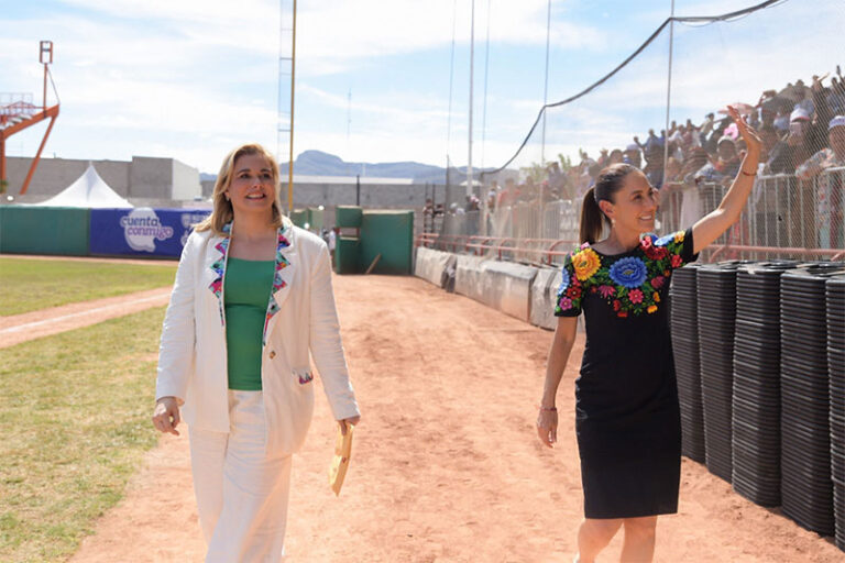 Maru Campos acompaña a la presidenta Claudia Sheinbaum en su primer informe de Gobierno