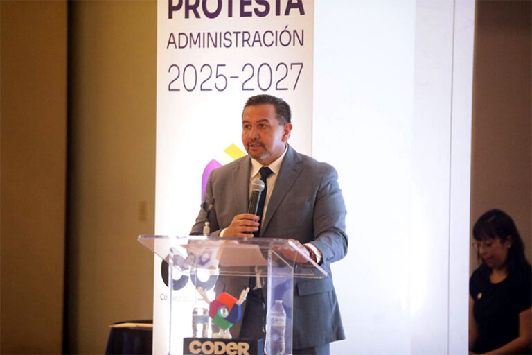 Toma Alcalde protesta al nuevo consejo directivo del CODER Juárez