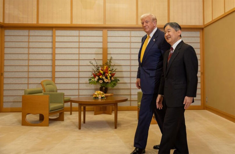 Naruhito recibe a Trump