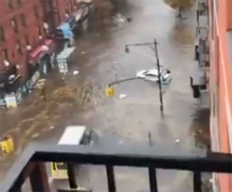 Dos muertos tras inundaciones en Nueva York