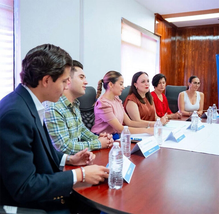 Firman convenio Sipinna e Ichijuv para la prevención de la violencia digital