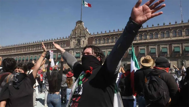 Aseguran participación del crimen organizado en marcha en CDMX