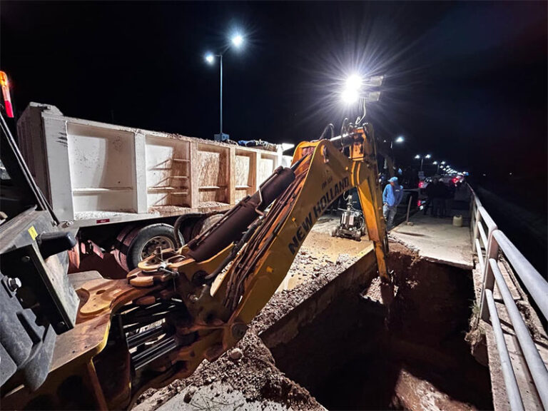 Repara JMAS Chihuahua tramos de la conducción Tabalaopa-Aldama