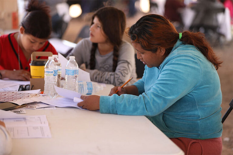 Llevan dependencias municipales sus servicios a la colonia Rinconada de las Torres